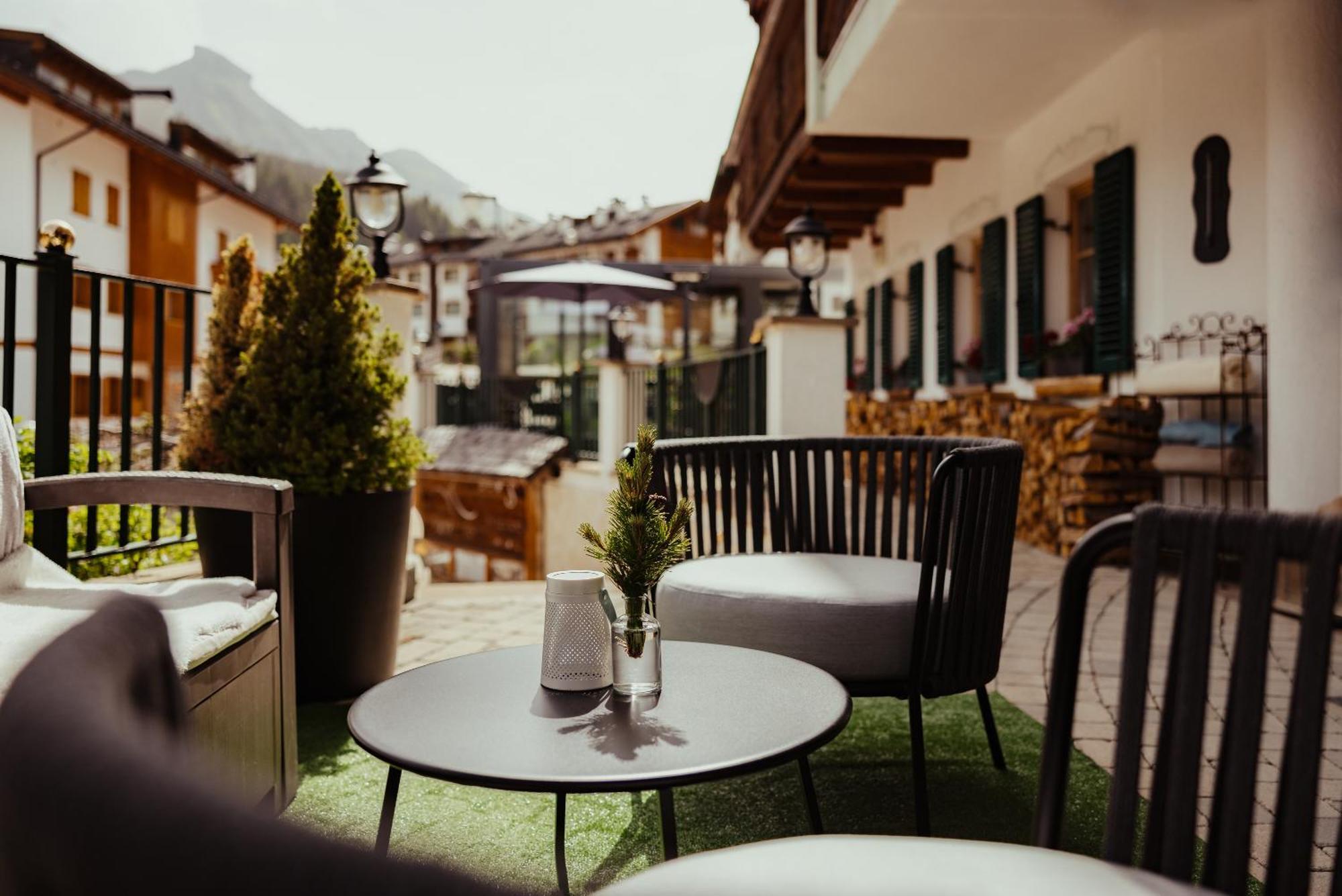 Hotel Alpenrose Арабба Екстер'єр фото
