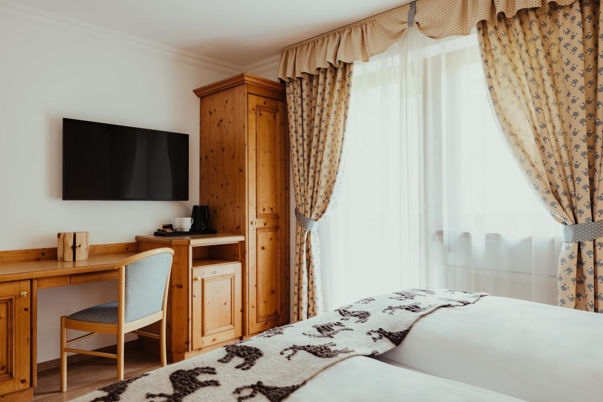 Hotel Alpenrose Арабба Екстер'єр фото